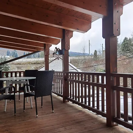 Beehome Apartment